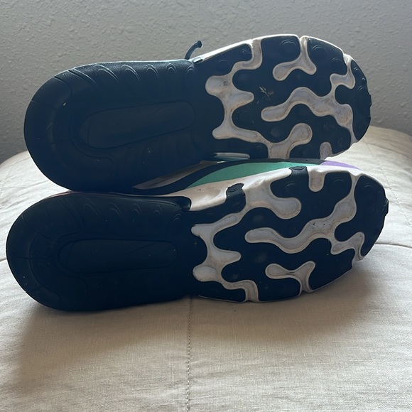 Nine air max react - Picture 4 of 6